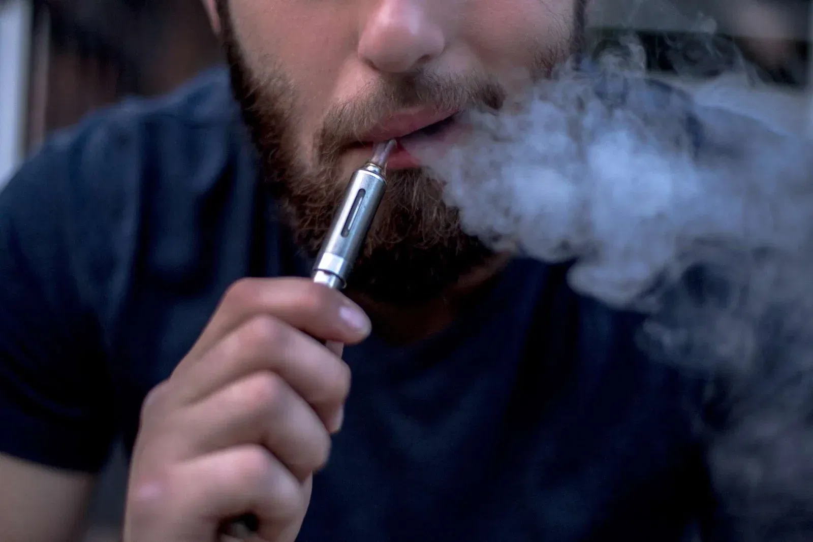 How Should You Inhale Your Vapor When Vaping